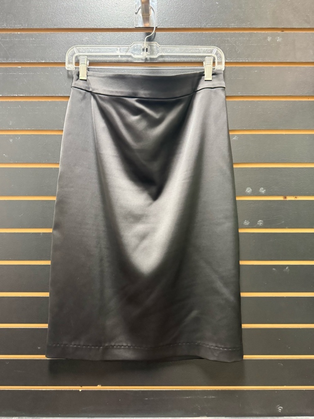Tadashi Shoji Black Satin Pencil Skirt Size 10 USA Made Stretch